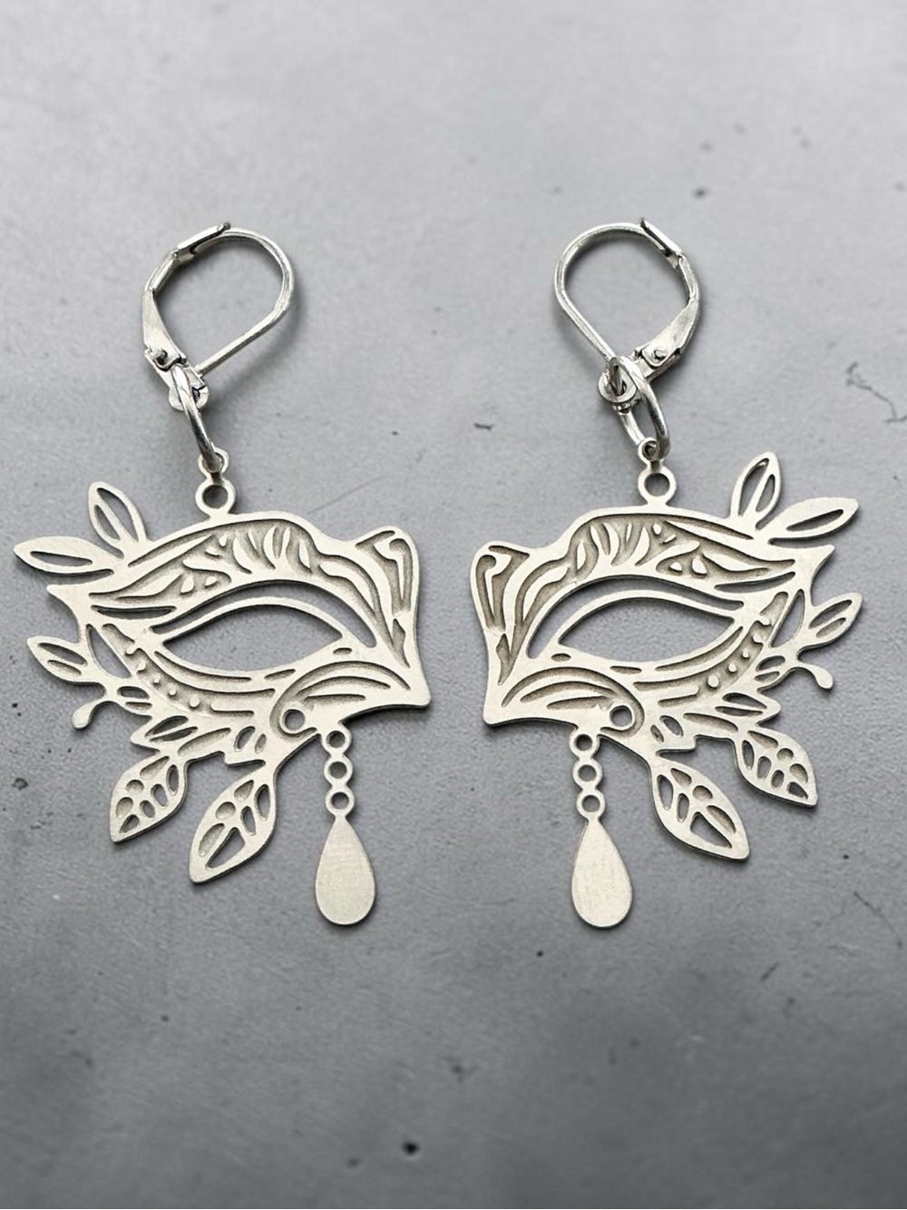 🆕 Costume Mask Laser Cut Dangle Earrings